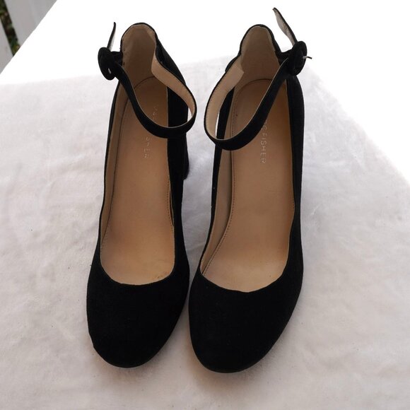 Marc Fisher Black Suede Ankle Strap Block Heels 8.5M - Picture 1 of 8